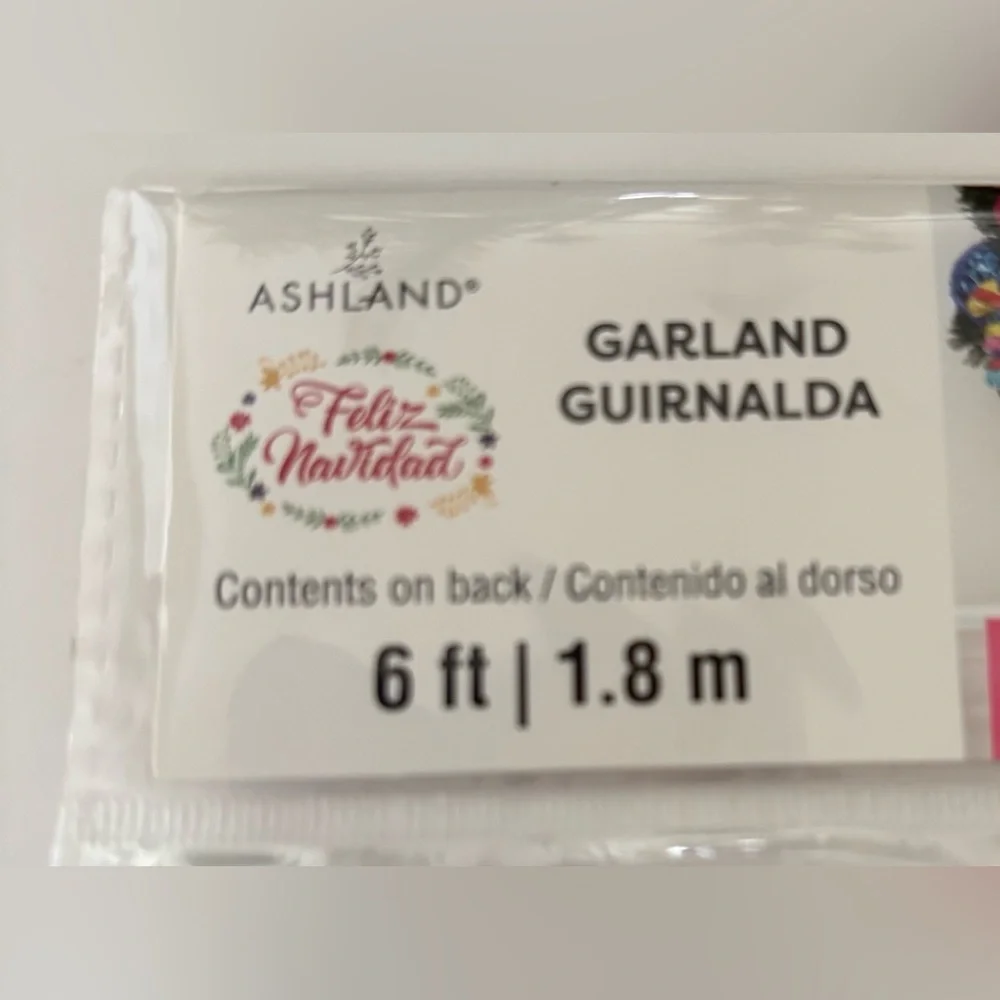 Spanish language Christmas garland NWT NEW 2 sets 6 ft Xmas decor Ashland